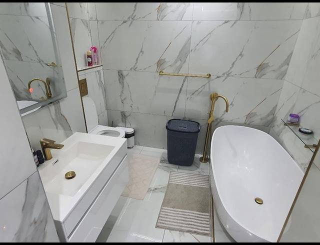 1 BEDROOM APARTMENT FOR SALE IN NEW TOWN CENTRE
